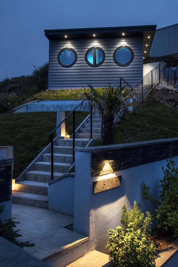 Holiday home Hawkins With Hot Tub