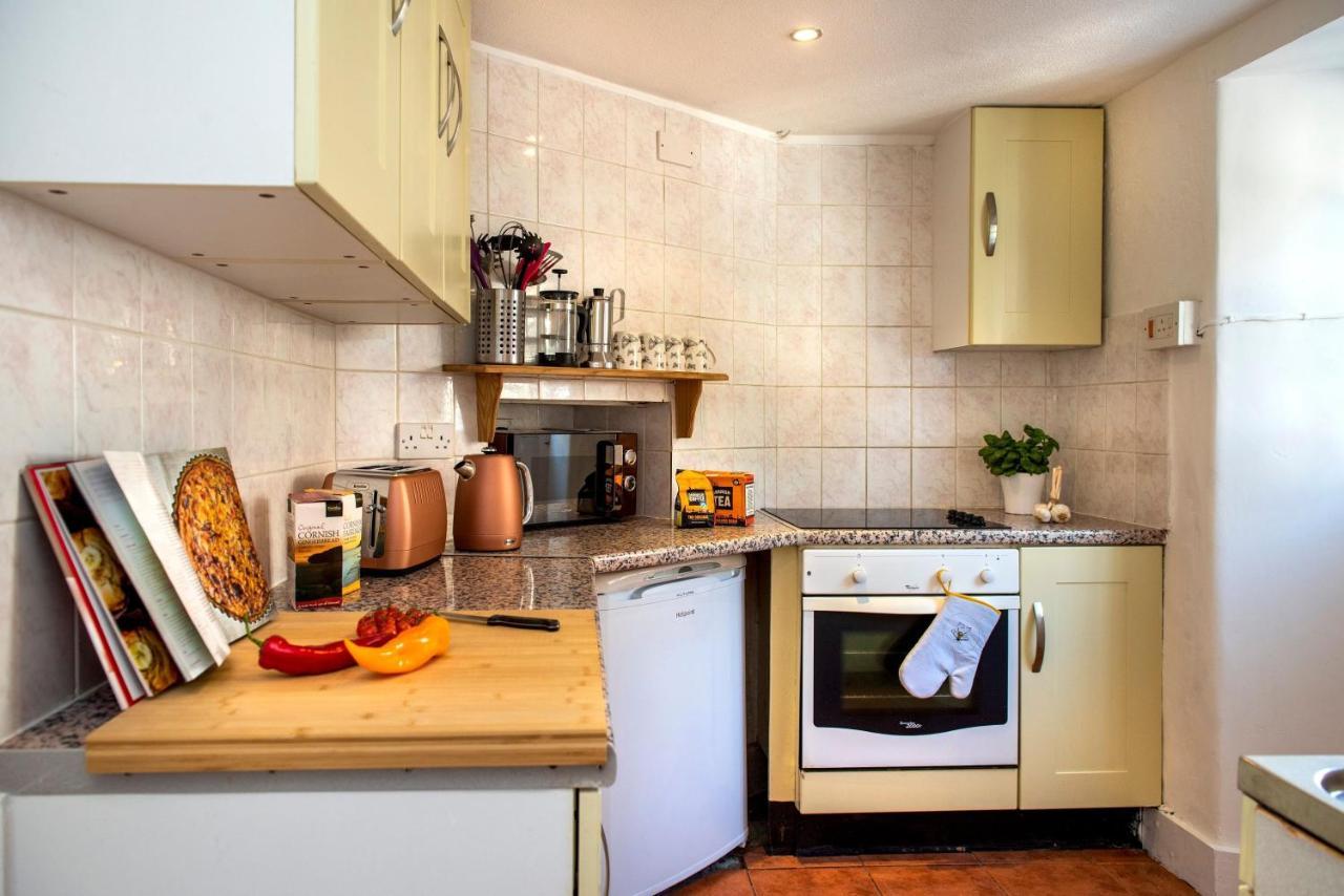 Holiday home Hawkins With Hot Tub *