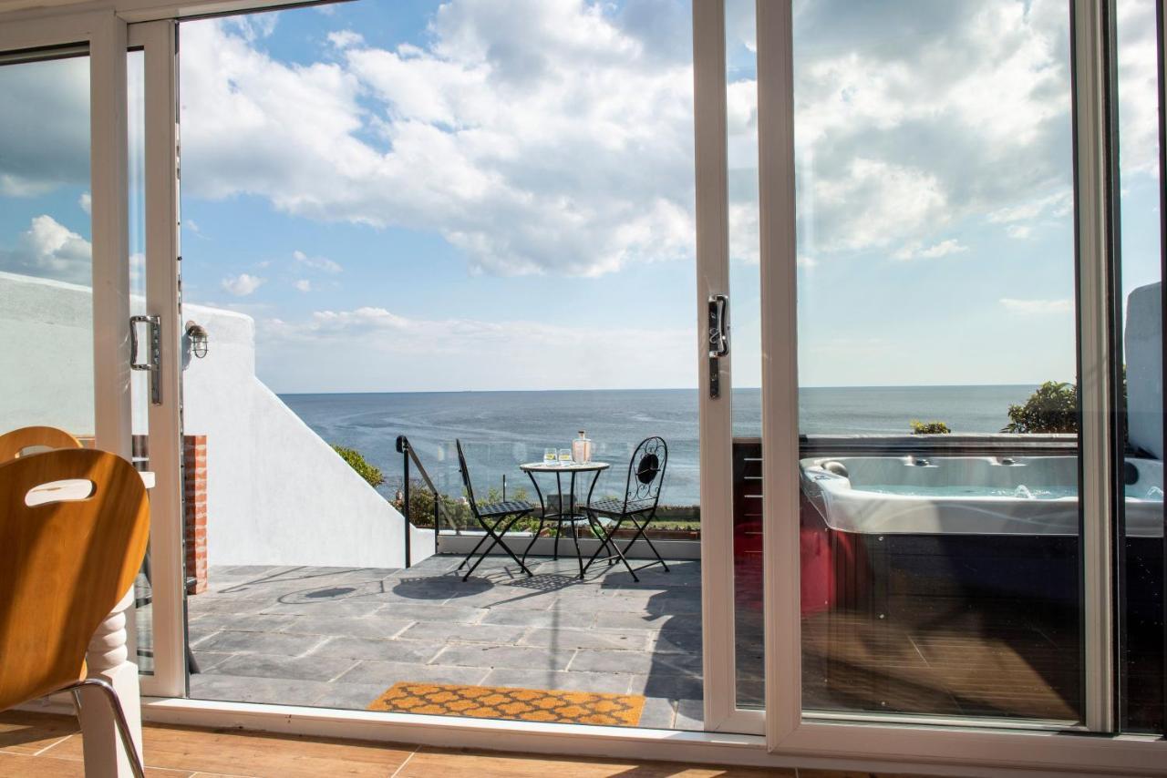 Holiday home Hawkins With Hot Tub